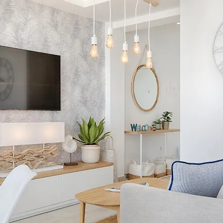 Hanami Avenida De Espana Sea Front Apartment